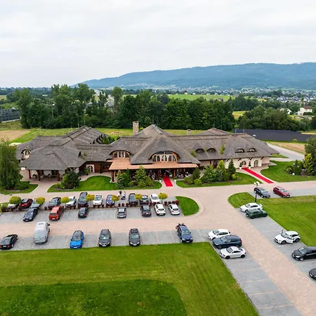 Dworek Goralski Hotell 3*