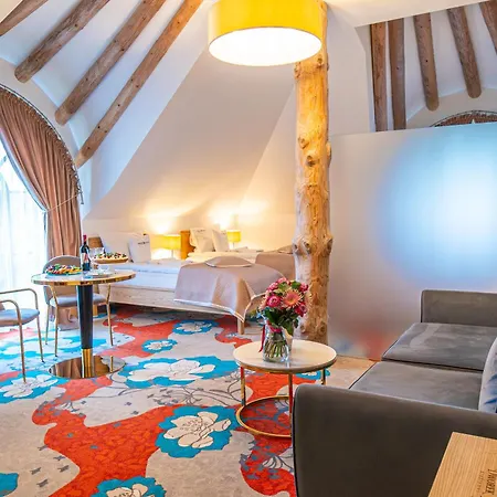Hotel Dworek Góralski Lodygowice