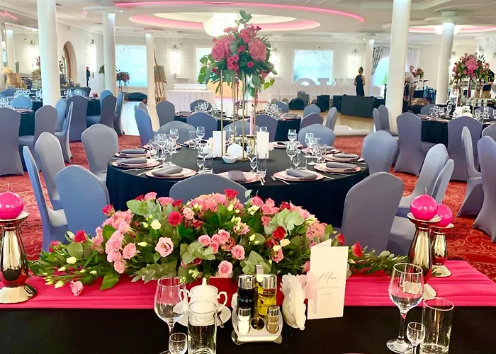 Dworek Goralski 호텔 Lodygowice